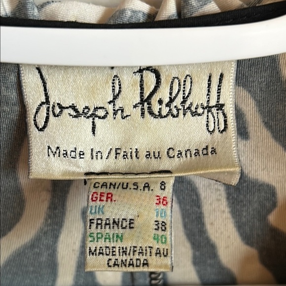 Joseph Ribkoff Zebra Sparkly Ruffled Made in Canada Zip Front Top, size 8 - Picture 4 of 6